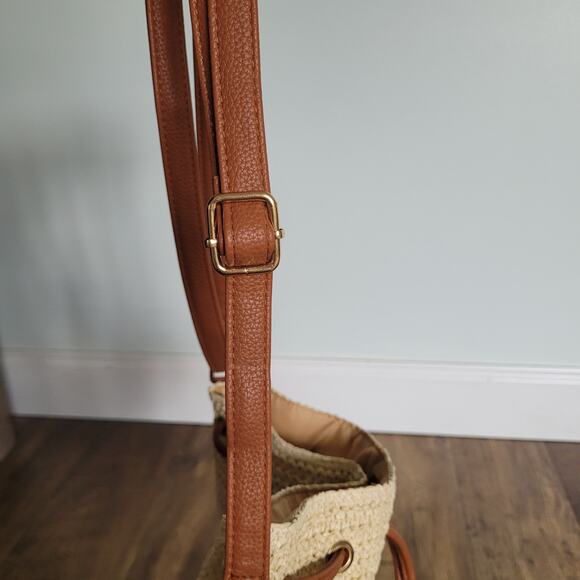Montce Tan Beige Brown Bucket Bag Adjustable Leather Strap Purse - Picture 12 of 16